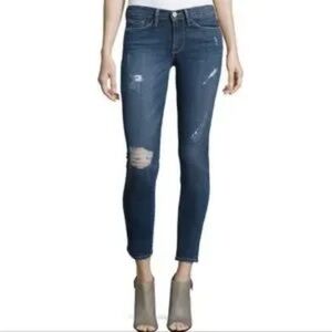 Frame Denim Le skinny de Jeanne in Larson Distressed Size: 25